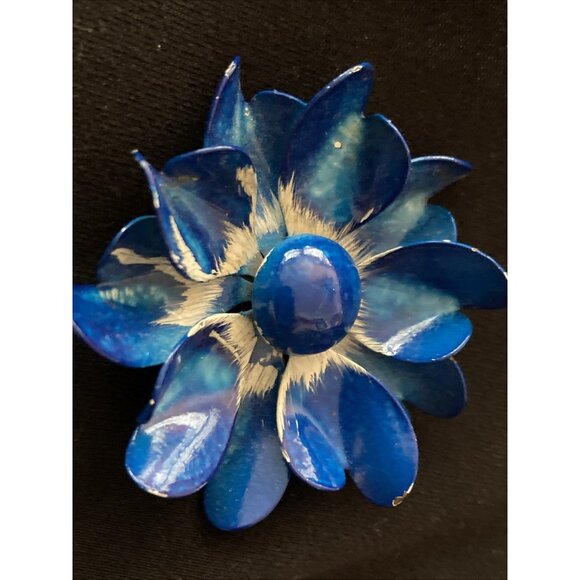 Vintage Enamel Flower Power Brooch Blue Dimensional Chunky Mod Pin - Picture 1 of 7